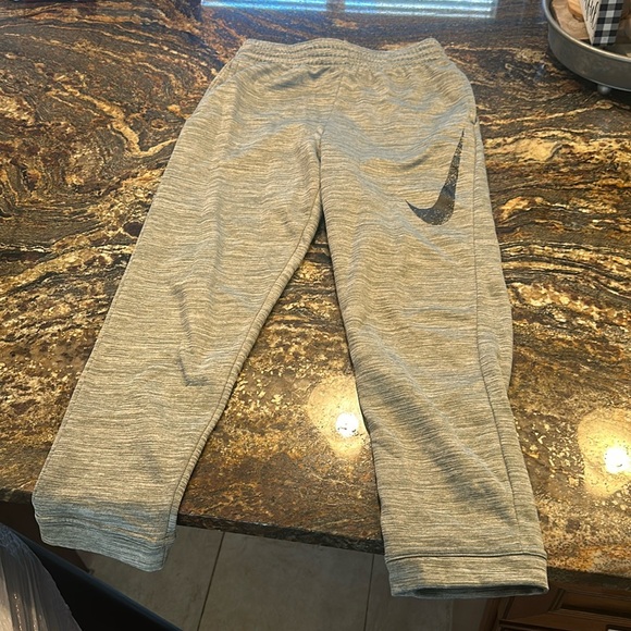 Nike Other - Nike sweatpants